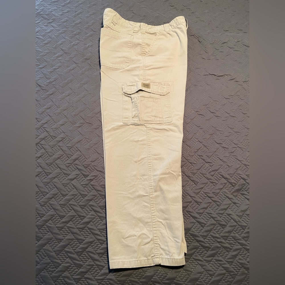 Wrangler Originals Cargo Khakis men’s size 35x28 - Picture 5 of 8